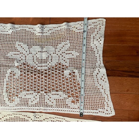 Set of 5 Vintage Handmade Crochet Lace Doilies with Floral & Scroll Patterns - Picture 8 of 16